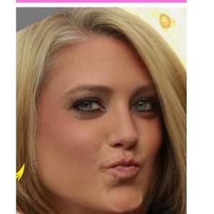 Meet your Posher, Tina